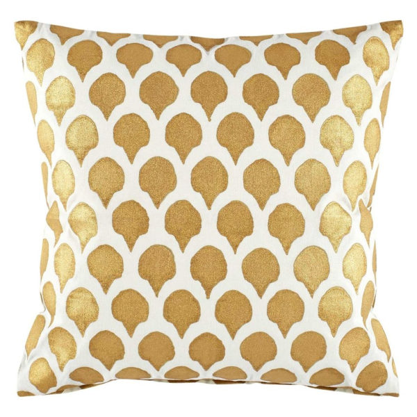 Charming Pillow Decorative Ideas To Apply Asap 20