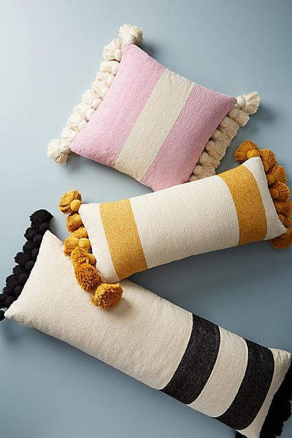 Charming Pillow Decorative Ideas To Apply Asap 30
