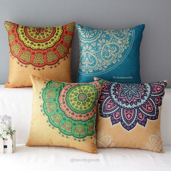 Charming Pillow Decorative Ideas To Apply Asap 33