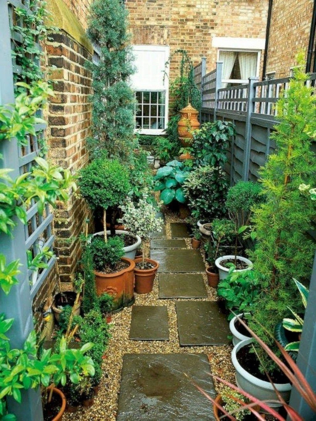 Amazing Garden Design Ideas For Small Space To Try 18