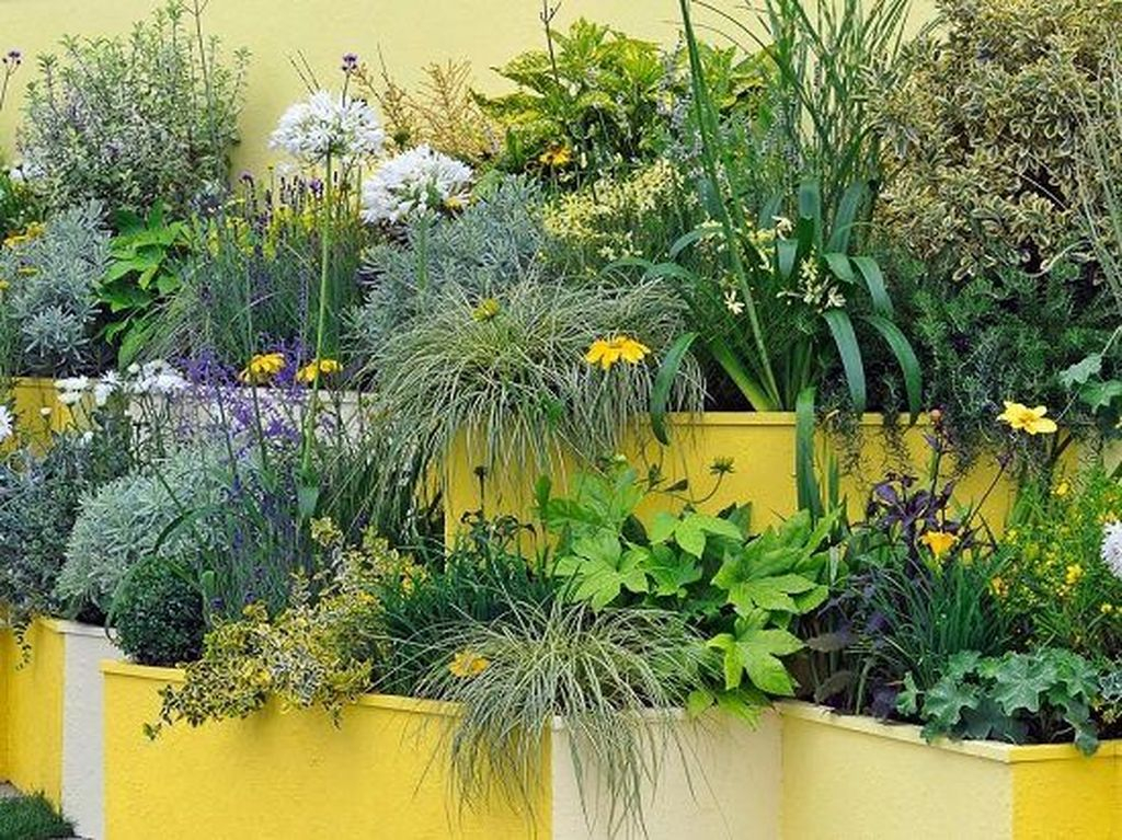 Amazing Garden Design Ideas For Small Space To Try 39