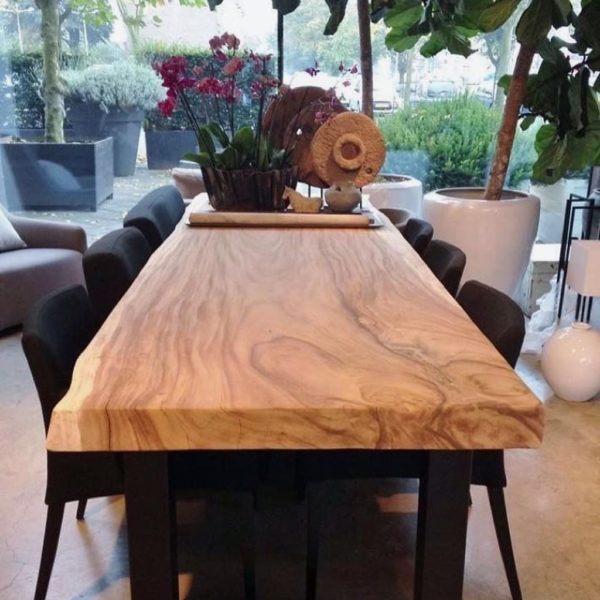 Brilliant Wood Dining Table Design Ideas That Trend Today 20