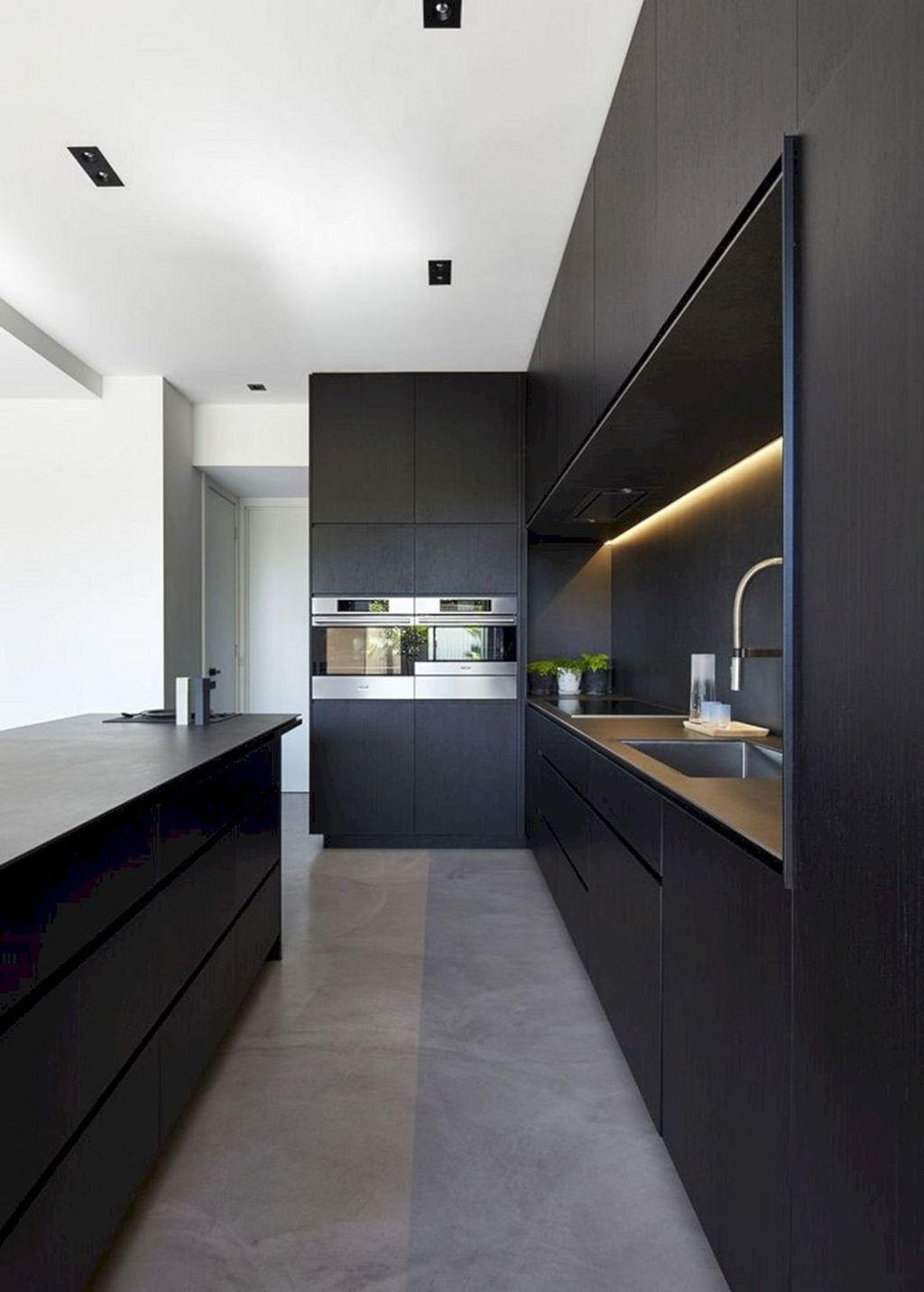 Elegant Minimalist Kitchen Design Ideas For Small Space To Try 16