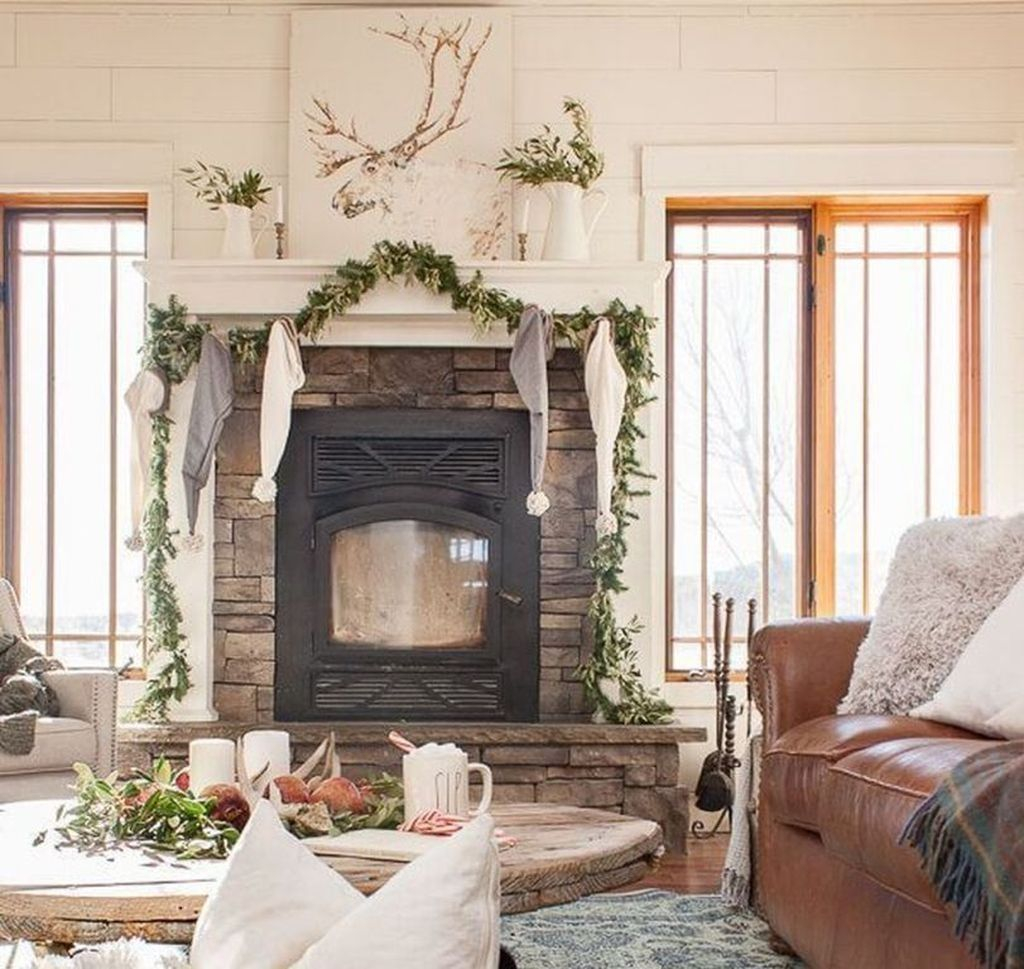 Enchanting Living Room Decor Ideas That Trending This Winter 01
