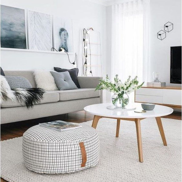 Enchanting Living Room Decor Ideas That Trending This Winter 03