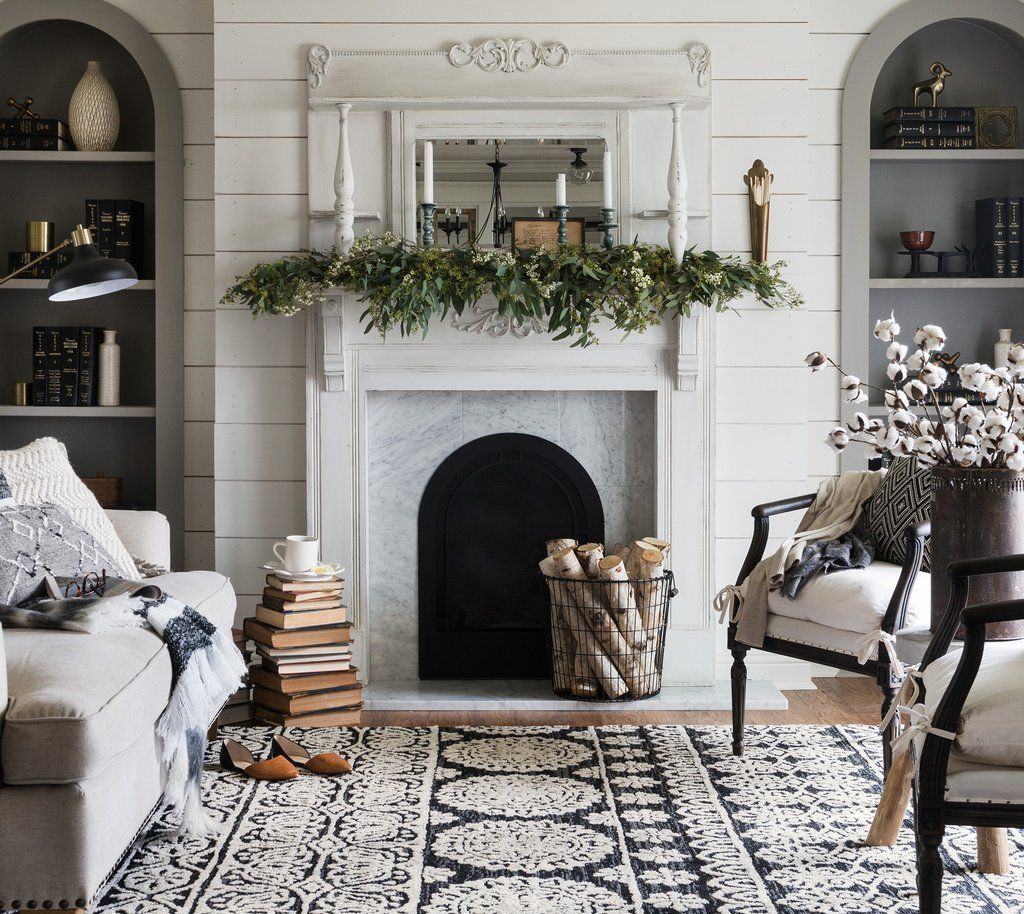 Enchanting Living Room Decor Ideas That Trending This Winter 18