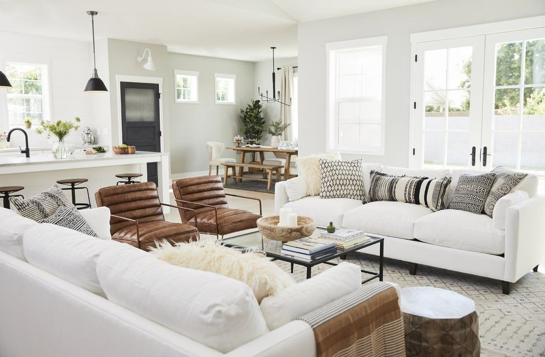 Enchanting Living Room Decor Ideas That Trending This Winter 36
