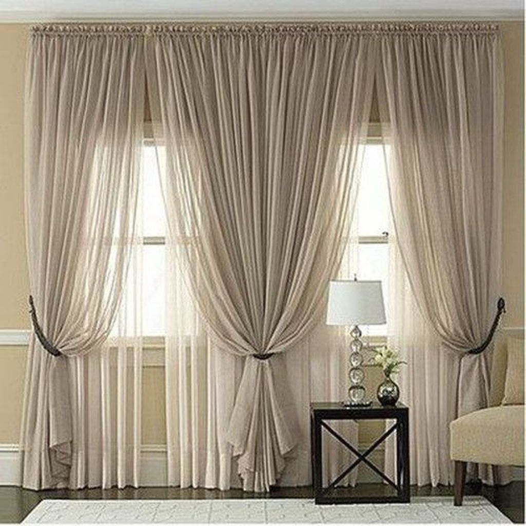 Inexpensive Living Room Curtain Design Ideas On A Budget 31