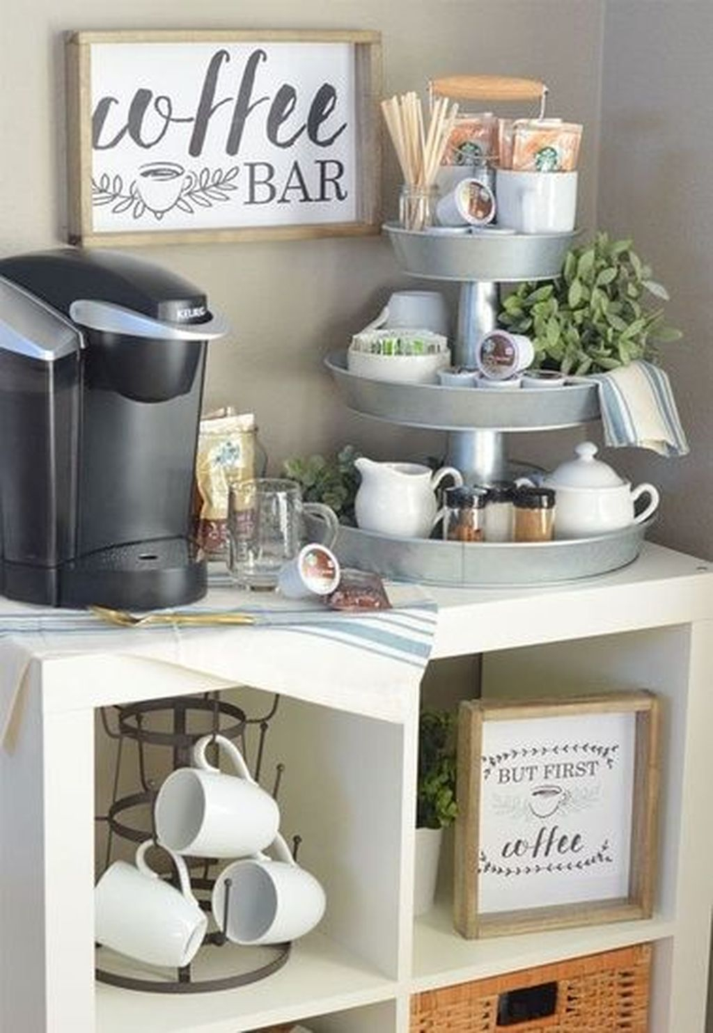 Magnificient Home Coffee Bar Design Ideas You Must Have 19