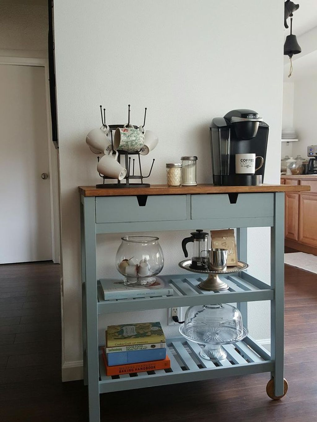 Magnificient Home Coffee Bar Design Ideas You Must Have 28