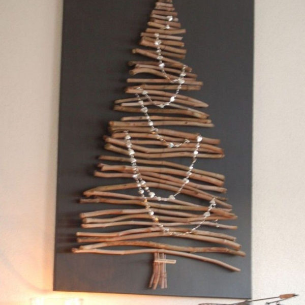 Pretty Space Decoration Ideas With Christmas Tree Lights 03