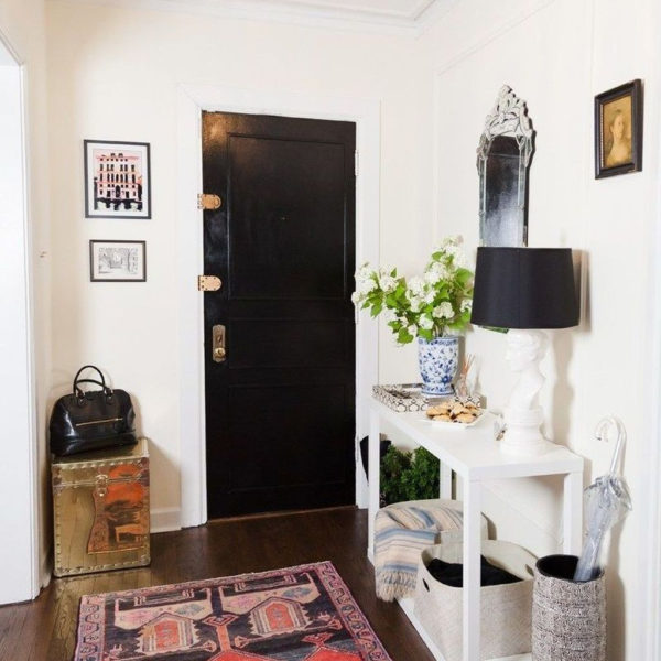 Splendid Entryway Home Décor Ideas That Make Your Place Look Cool 21