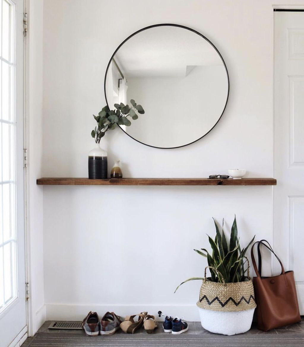 Splendid Entryway Home Décor Ideas That Make Your Place Look Cool 39