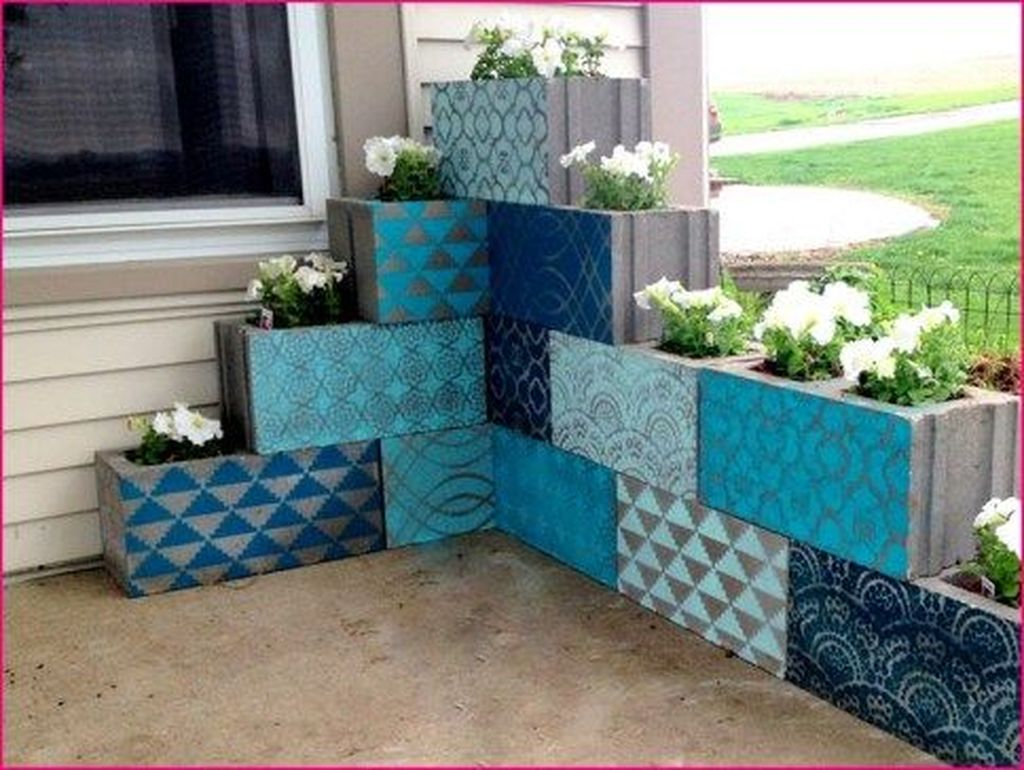 Stylish Garden Design Ideas With Cinder Block To Try 05