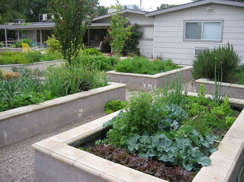 Stylish Garden Design Ideas With Cinder Block To Try 14