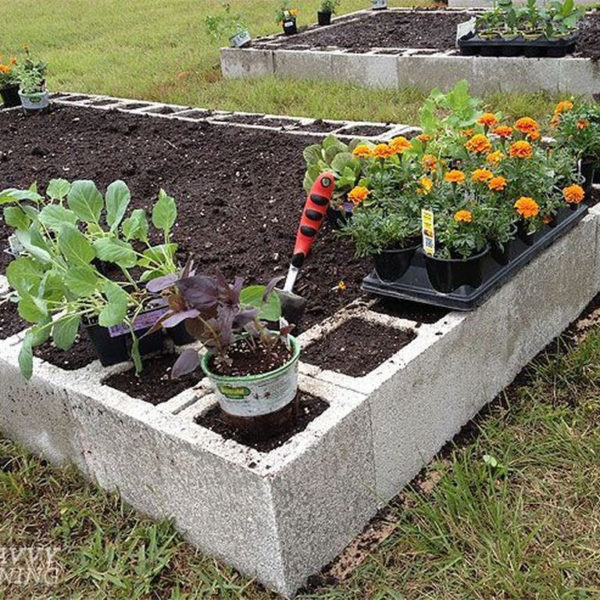 Stylish Garden Design Ideas With Cinder Block To Try 26