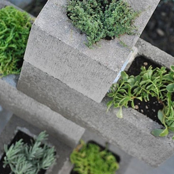 Stylish Garden Design Ideas With Cinder Block To Try 27