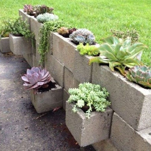 Stylish Garden Design Ideas With Cinder Block To Try 35