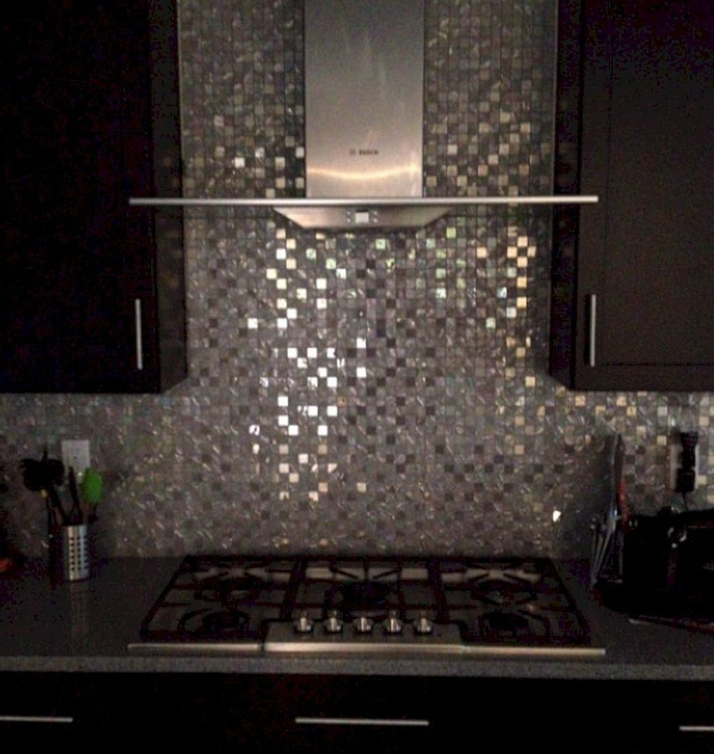 Superb Glitter Kitchen Tiles Design Ideas To Try Nowaday 01