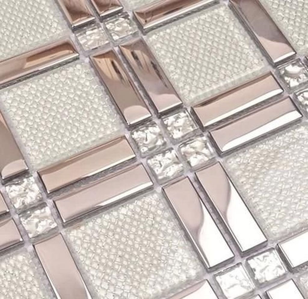 Superb Glitter Kitchen Tiles Design Ideas To Try Nowaday 31
