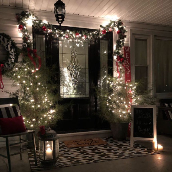 Unique Christmas Decoration Ideas For Front Porch 15