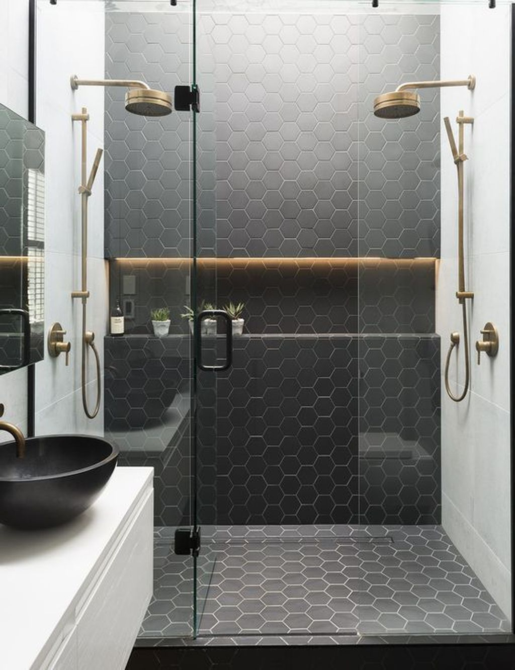 Unusual Bathroom Design Ideas You Need To Know 02