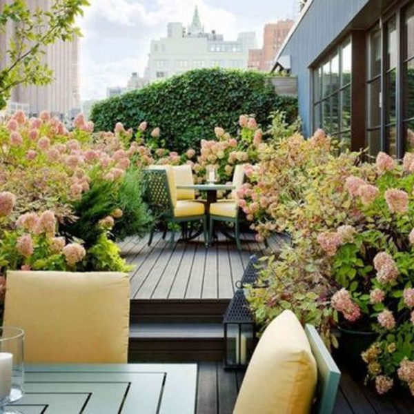 Best Jaw Dropping Urban Gardens Ideas To Copy Asap 27