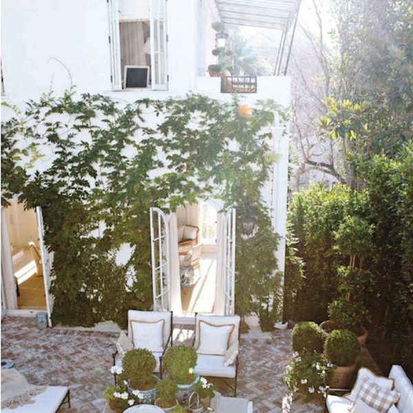 Best Jaw Dropping Urban Gardens Ideas To Copy Asap 38