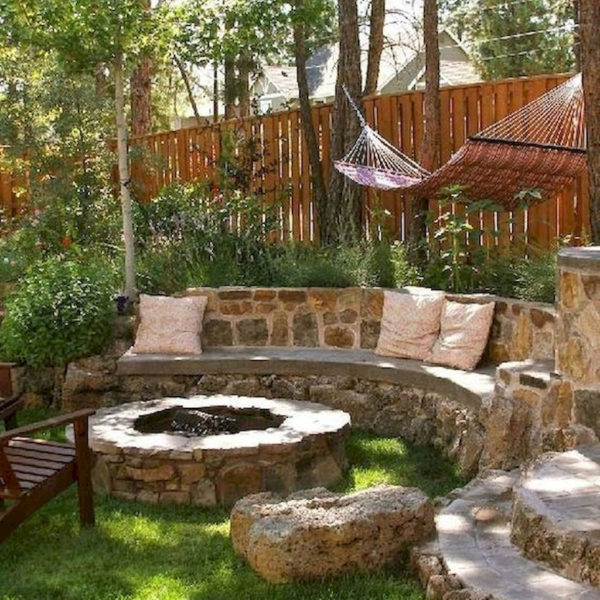 Excellent Backyard Landscaping Ideas That Looks Cool 32