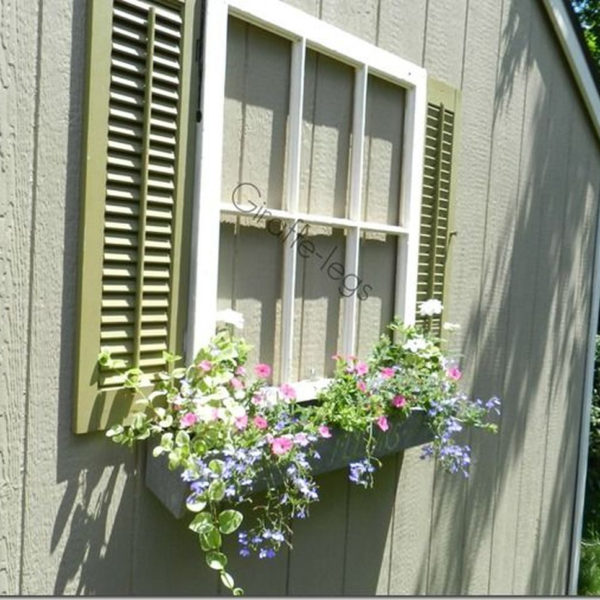 Fabulous Exterior Decoration Ideas With Flower In Window 04