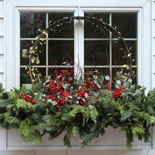Fabulous Exterior Decoration Ideas With Flower In Window 11