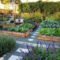 Lovely Vegetable Garden Decoration Ideas For You 09