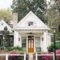 Perfect Small Cottages Design Ideas For Tiny House That Trend This Year 33