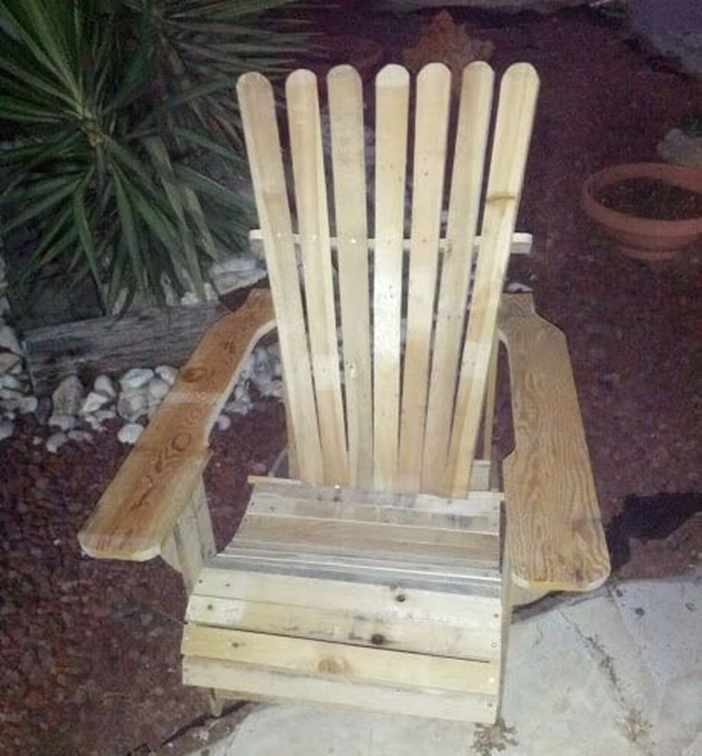 Popular Diy Chair Pallet Design Ideas That You Can Try 03