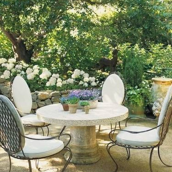 Captivating French Country Patio Ideas That Make Your Flat Look Great 04