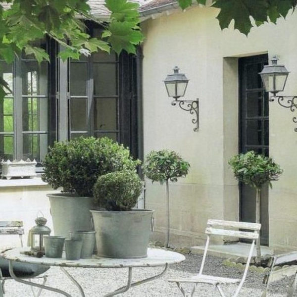 Captivating French Country Patio Ideas That Make Your Flat Look Great 16