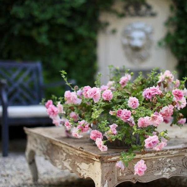 Captivating French Country Patio Ideas That Make Your Flat Look Great 31