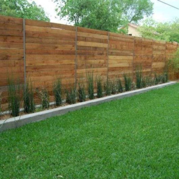 Charming Privacy Fence Design Ideas For You 20