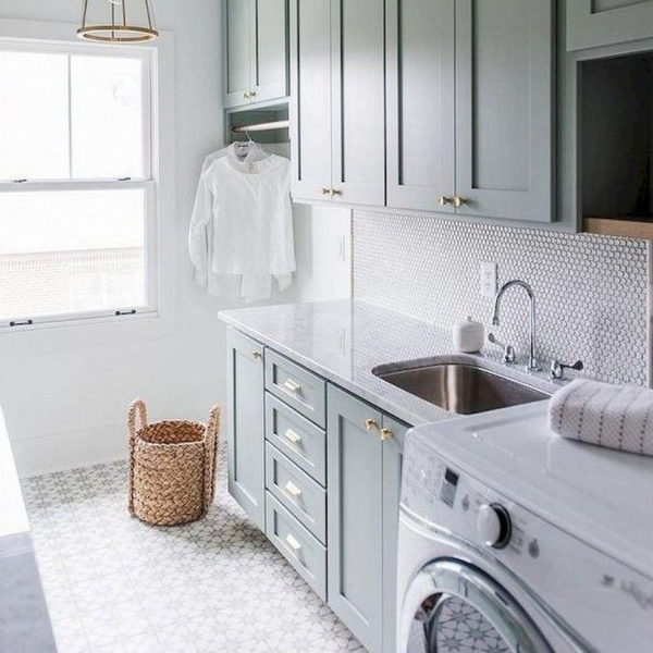 Elegant Laundry Room Design Ideas To Copy Today 31