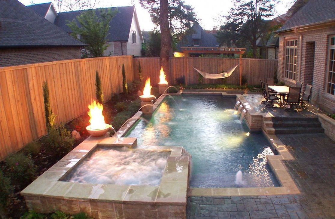 Excellent Small Swimming Pools Ideas For Small Backyards 06