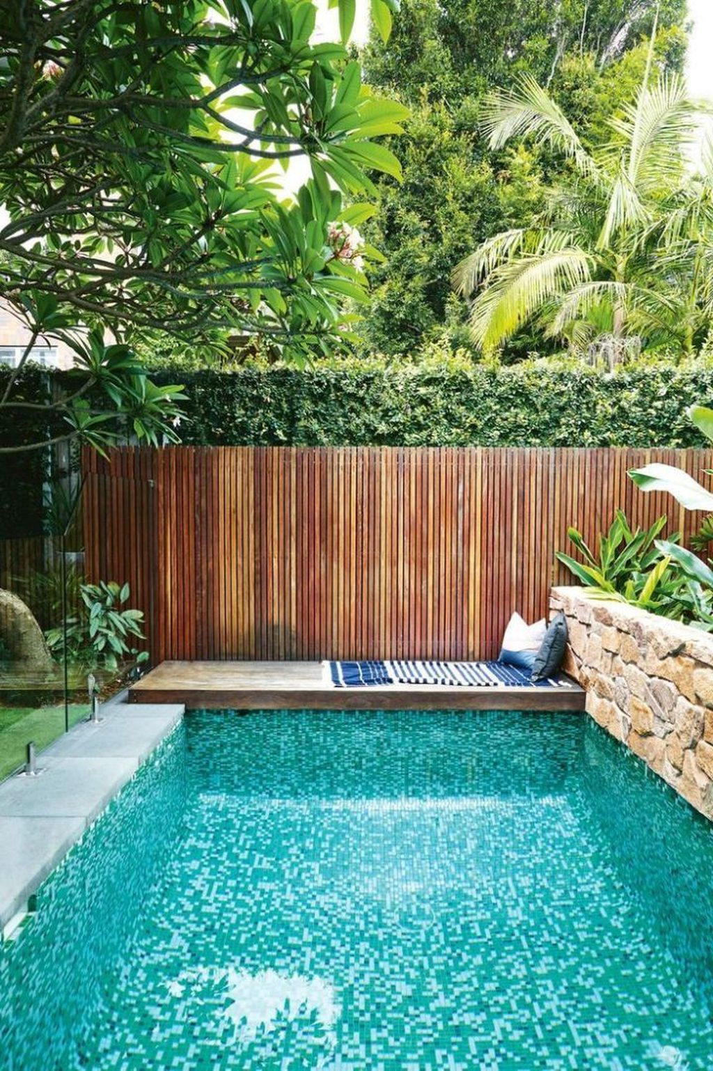 Excellent Small Swimming Pools Ideas For Small Backyards 36