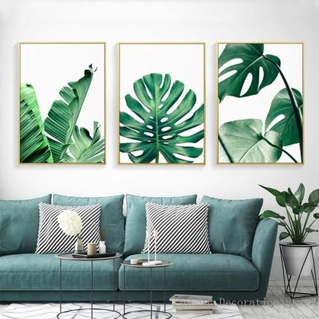 Splendid Tropical Leaf Decor Ideas For Home Design 42