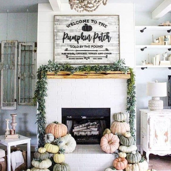 Attractive Fall Decor Ideas For Your Apartment To Try This Year 15