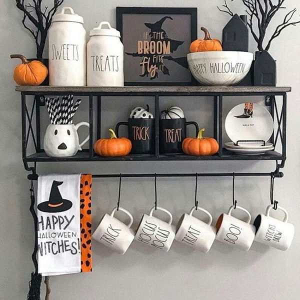 Attractive Fall Decor Ideas For Your Apartment To Try This Year 18