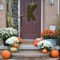 Beautiful Fall Porch Decor Ideas That Looks Modern 40