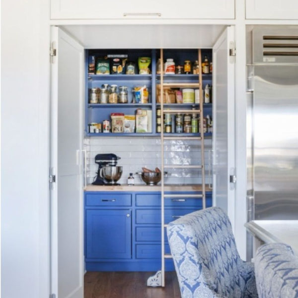 Gorgeous Blue And White Kitchen Design Ideas To Try 17