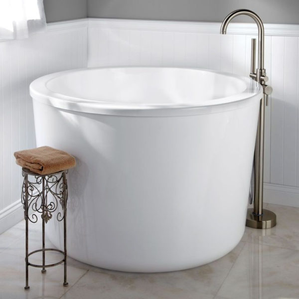Marvelous Bathroom Design Ideas With Small Tubs 06