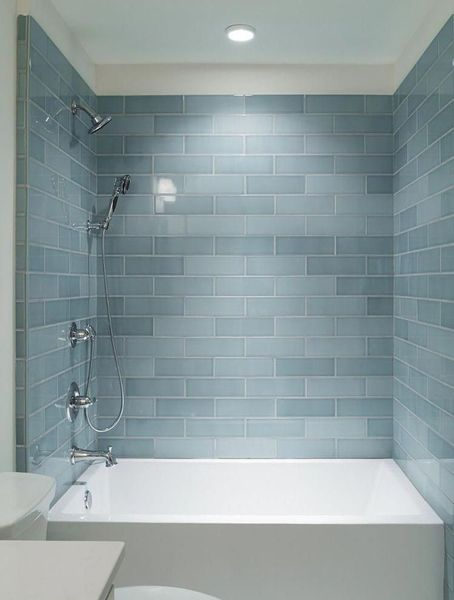 Marvelous Bathroom Design Ideas With Small Tubs 20