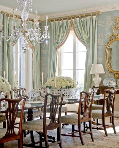 Unusual Traditional Dining Room Design Ideas That Looks Elegant 07