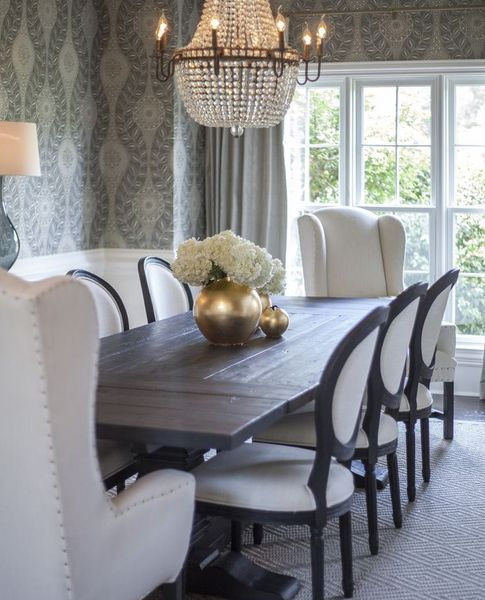 Unusual Traditional Dining Room Design Ideas That Looks Elegant 36